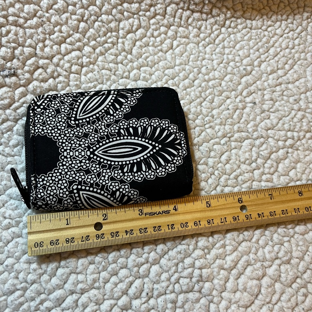 Vera Bradley Black and White Key & Card Holder